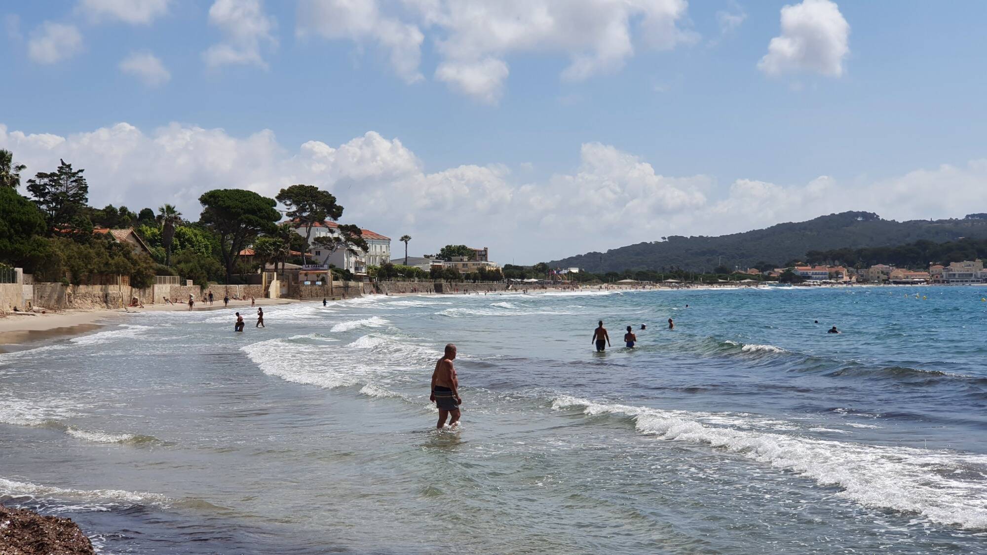 La baignade de nouveau autorisée sur la plage de Mar Vivo à La Seyne ...